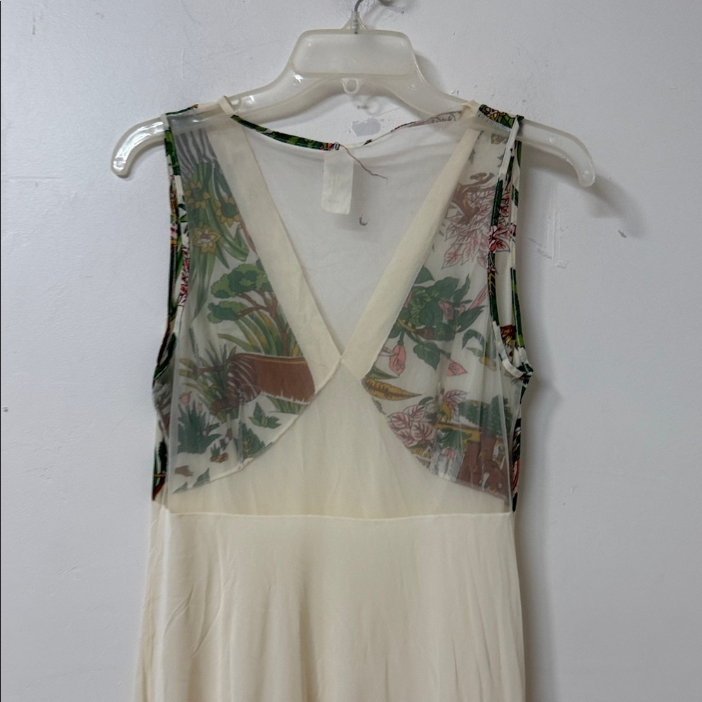Elegant Cream Floral 1970’s nightgown - Picture 5 of 6